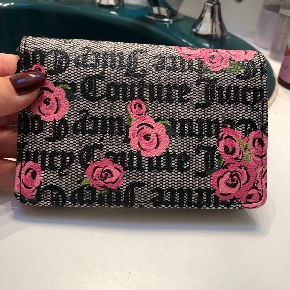NWT JUICY COUTURE CARD HOLDER